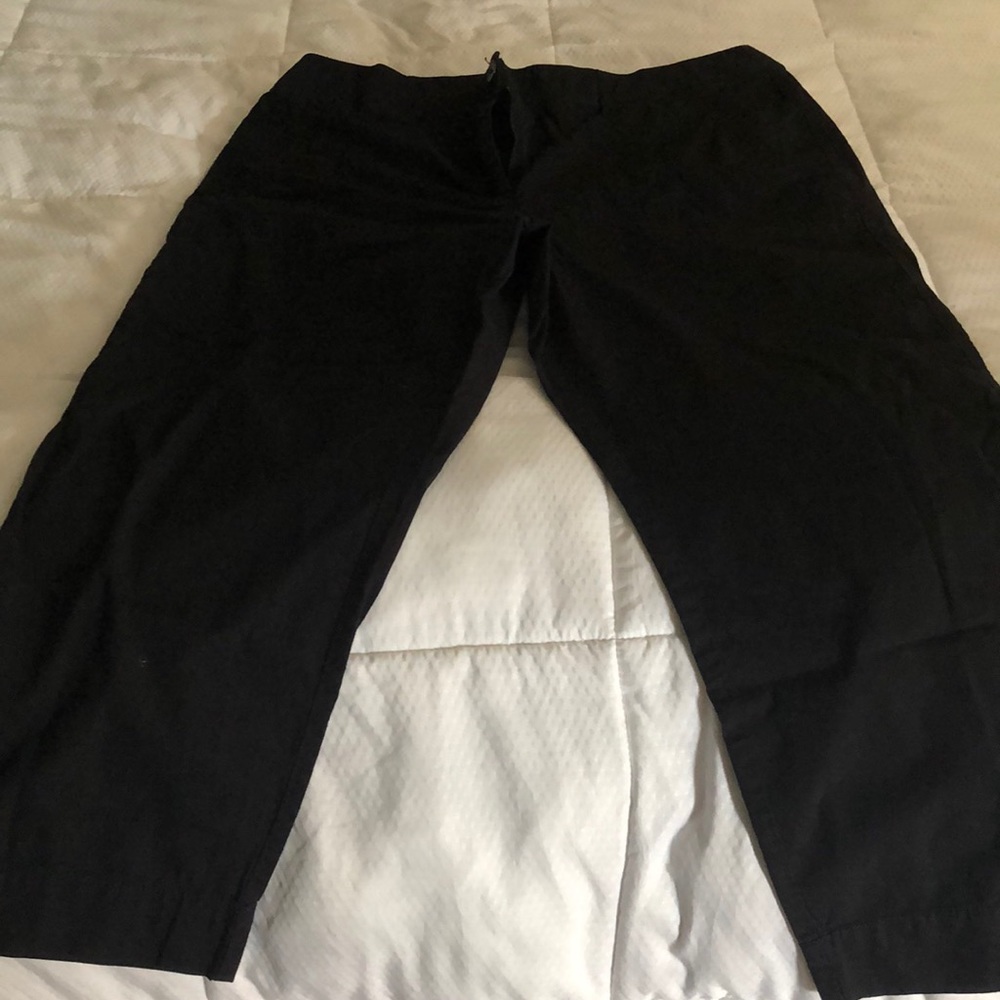 Chico’s Cropped Khaki Style Pants 4 for $20